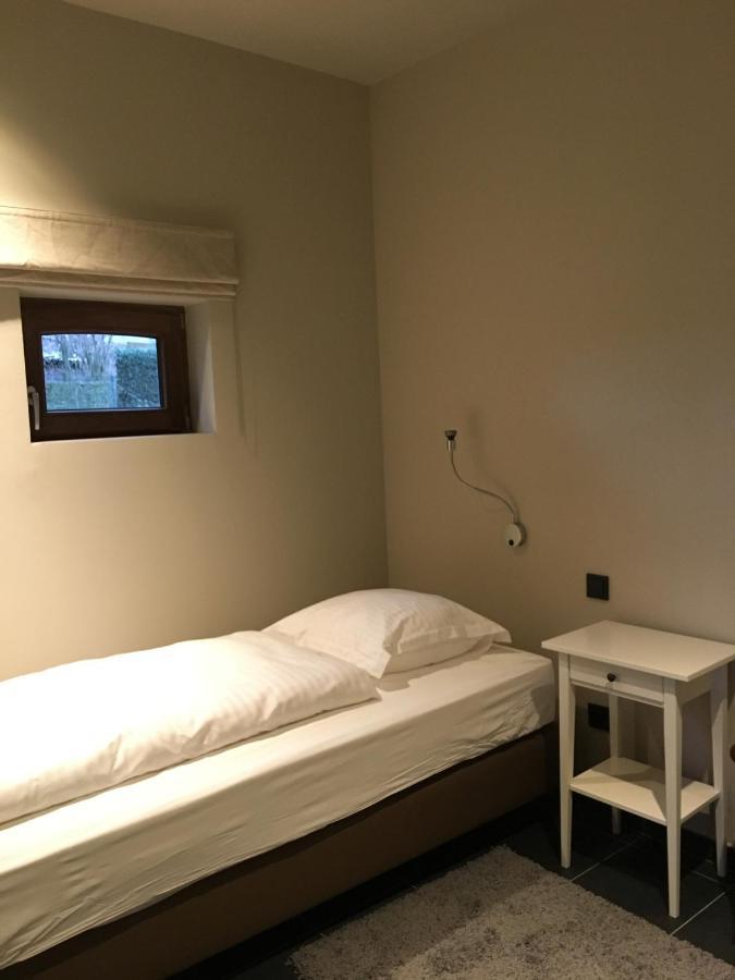 Hotel Orshof Opglabbeek Esterno foto